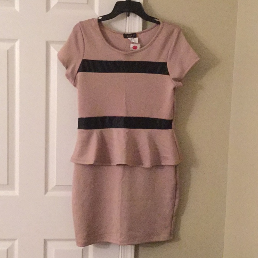BRAND NEW dress